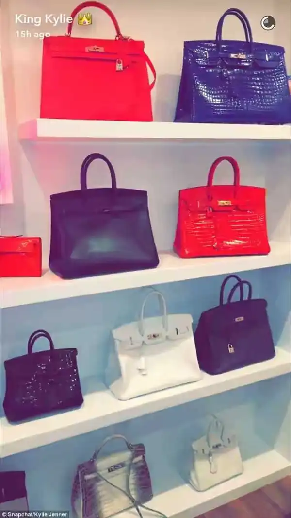 Kylie Jenner Shows Off Mom